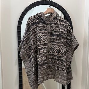 Lucky Black & Cream Patterned Poncho